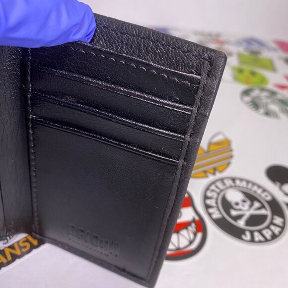 True Religion Men's Black Genuine Leather Trifold Wallet RFID Metal Logo NWT - Picture 7 of 16